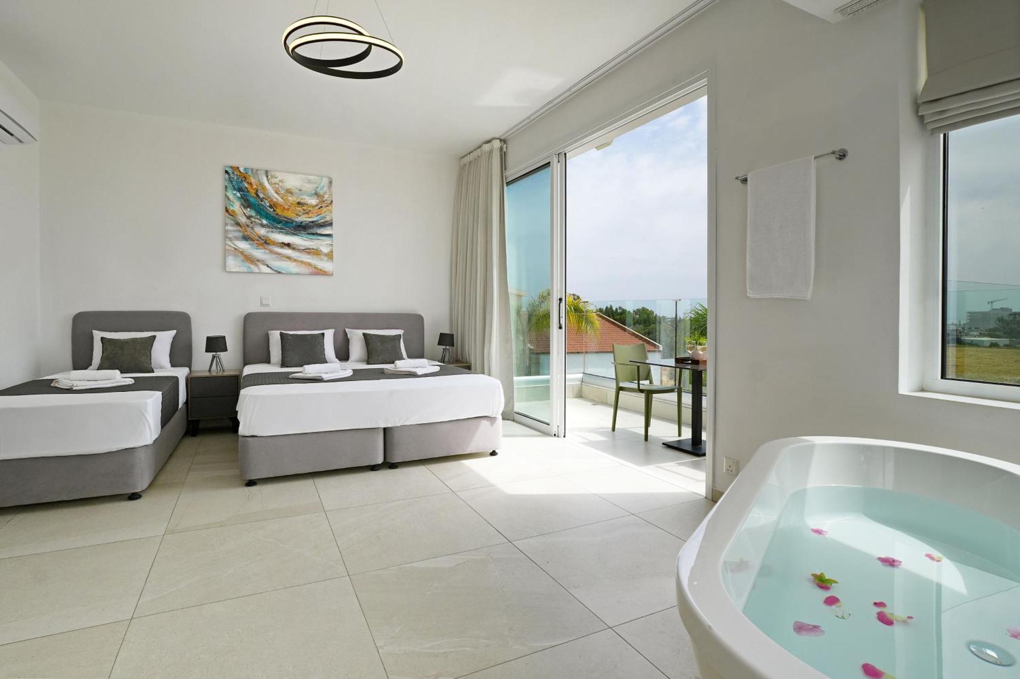 Dom wakacyjny Nissi Diamond Mansion Ajia Napa